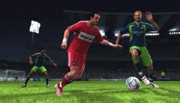 Интерфейс FIFA 10 во время прохождения