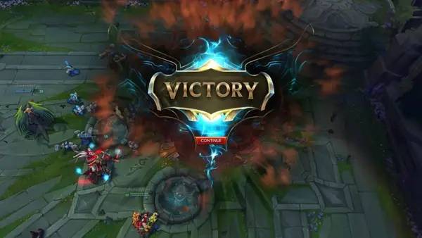 Интерфейс League of Legends во время прохождения