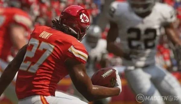 Интерфейс Madden NFL 19 во время прохождения