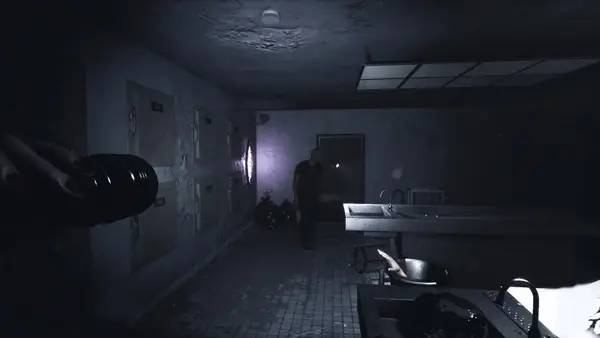 Кадр с взаимодействием персонажа и объекта в Beyond Senses