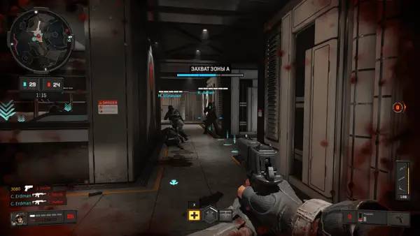 Кадр с взаимодействием персонажа и объекта в Call of Duty Black Ops 4