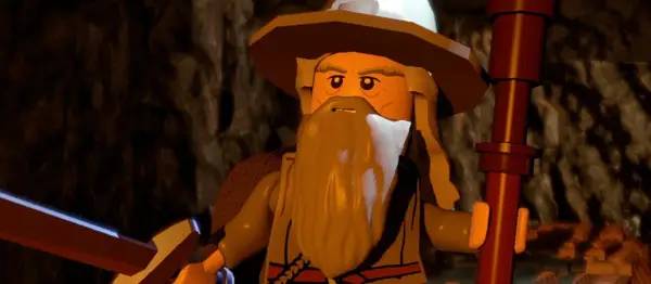 Кадр с взаимодействием персонажа и объекта в LEGO The Lord Of The Rings