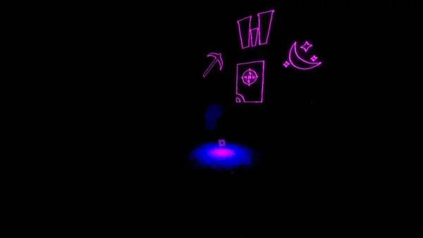 Кадр с взаимодействием персонажа и объекта в Orbo's Odyssey