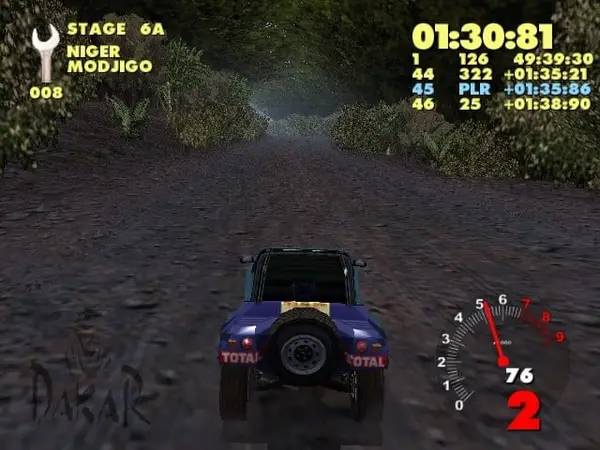 Кадр с взаимодействием персонажа и объекта в Paris-Dakar Rally