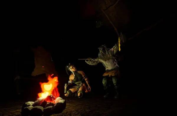 Кадр с взаимодействием персонажа и объекта в Song in the Smoke