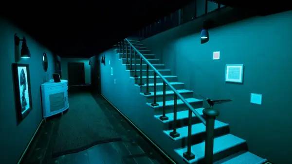 Кадр с взаимодействием персонажа и объекта в The Dawning