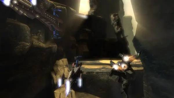 Момент активного игрового действия Dark Void