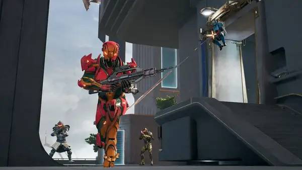 Момент активного игрового действия Splitgate