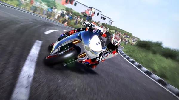 Момент активного игрового действия TT Isle of Man Ride on the Edge 2
