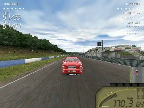 Момент активного игрового действия V8 Challenge