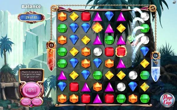 Персонаж Bejeweled 3 в процессе выполнения задания