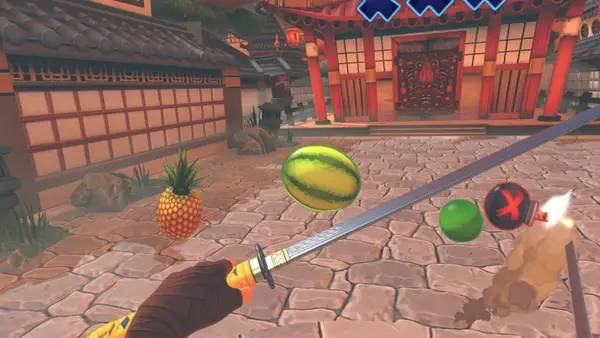 Персонаж Fruit Ninja VR в процессе выполнения задания