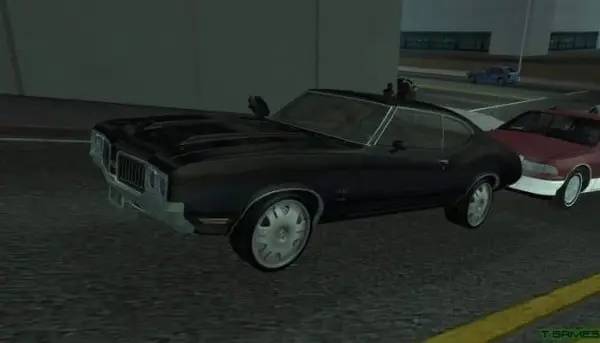 Персонаж Grand Theft Auto San Andreas Real Cars в процессе выполнения задания