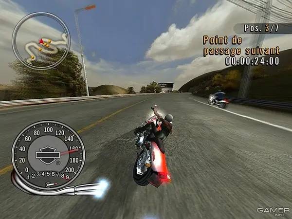 Персонаж Harley-Davidson Race to the Rally в процессе выполнения задания