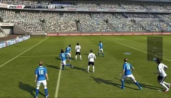 Персонаж PES 2013 в процессе выполнения задания