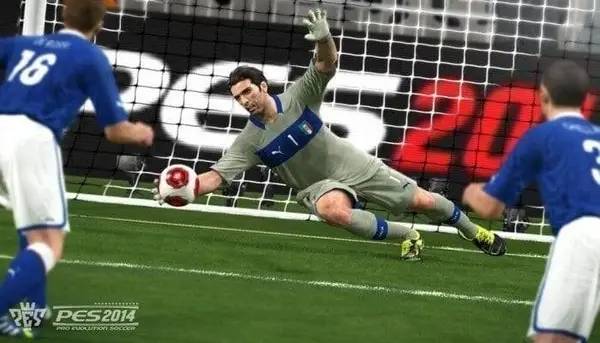 Персонаж PES 2014 в процессе выполнения задания