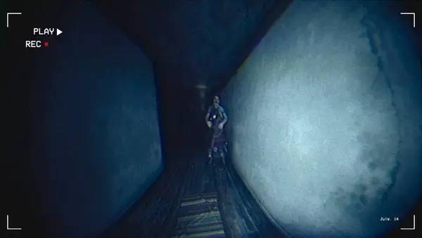 Персонаж Together After Dark в процессе выполнения задания