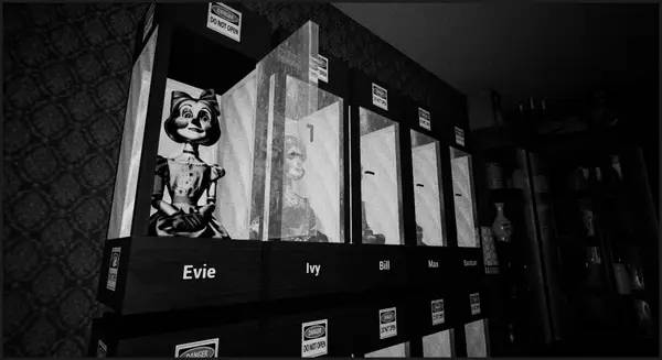 Процесс взаимодействия с другими участниками Doll Impostor