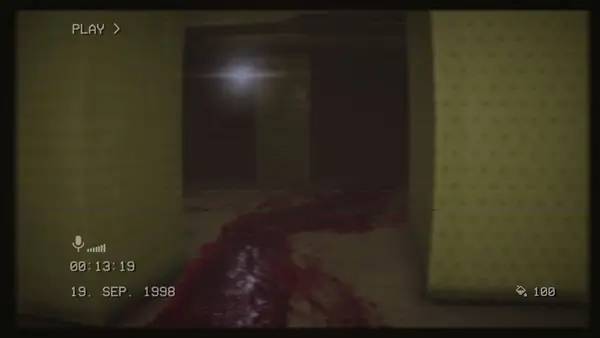 Сцена с применением игровых возможностей The Backrooms 1998 - Found Footage Survival Horror Game