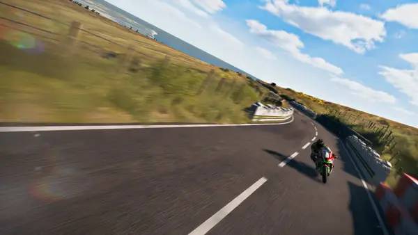 Сцена с применением игровых возможностей TT Isle of Man  Ride on the Edge